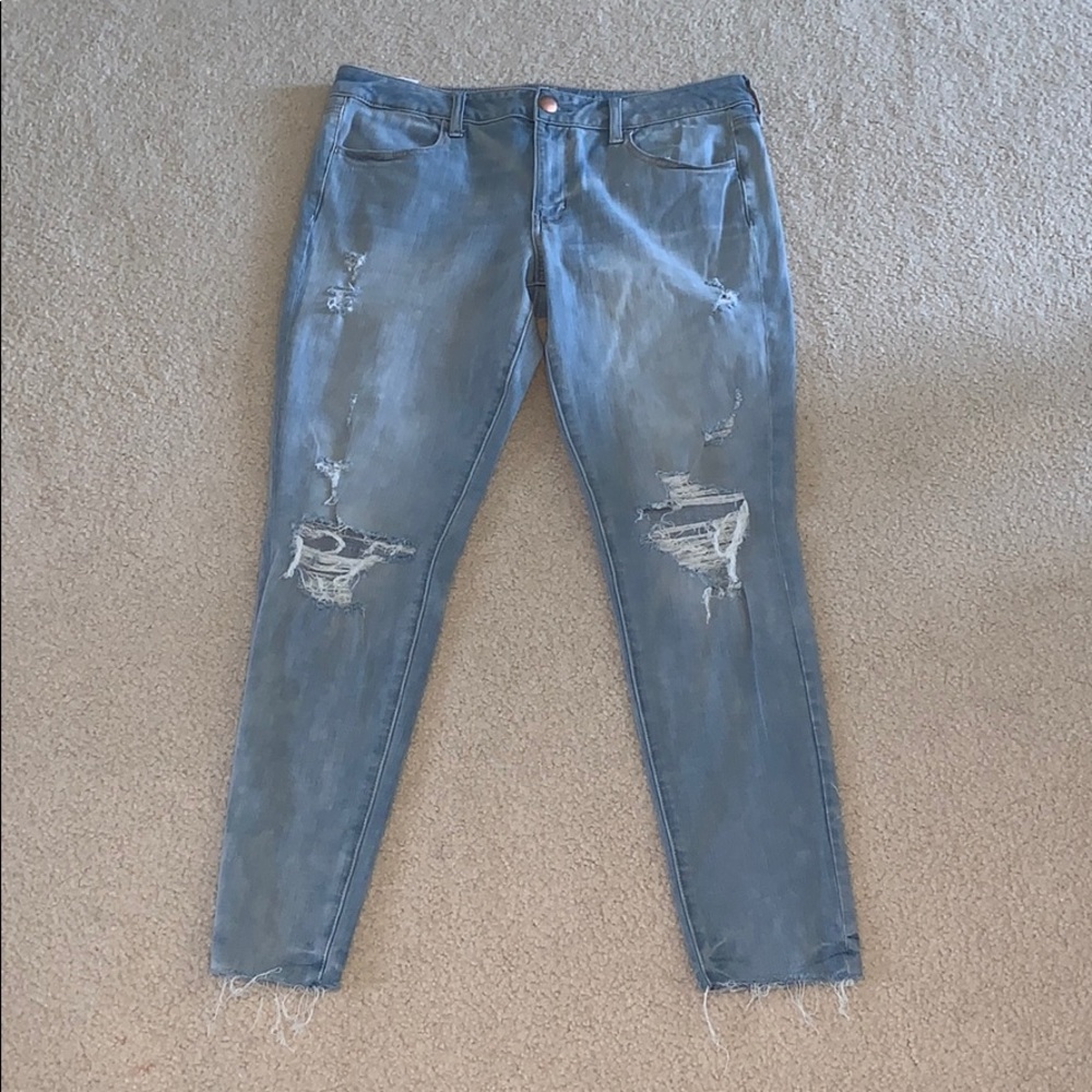 American Eagle Ripped Jegging